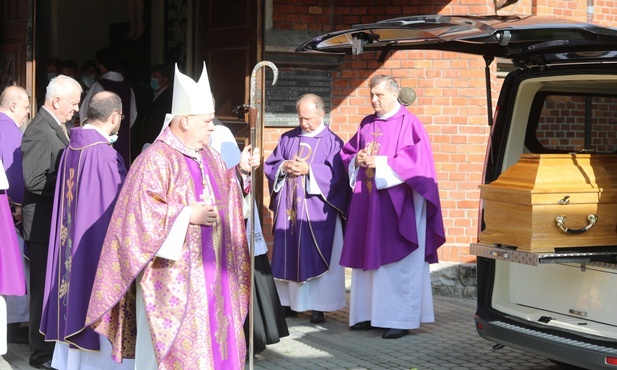 Modlitwom przewodniczył bp Piotr Greger.