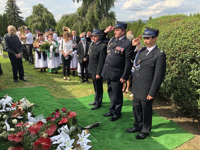 Pogrzeb śp. ks. kan. Jana Krysty w Lipowej