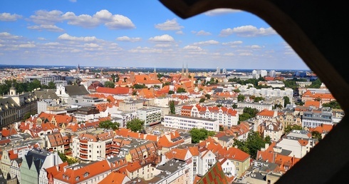 Wieża bazyliki św. Elżbiety we Wrocławiu. Cudne widoki i niezła zaprawa kondycyjna