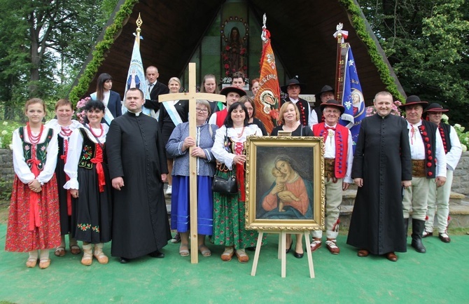 Cisiec i Kamesznica u Matki Bożej Szkaplerznej na Grapce