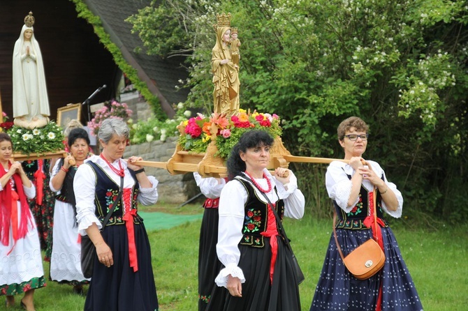 Cisiec i Kamesznica u Matki Bożej Szkaplerznej na Grapce