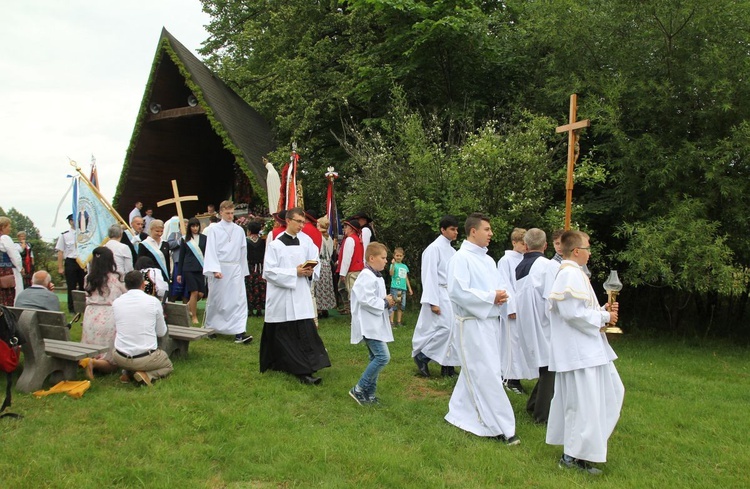 Cisiec i Kamesznica u Matki Bożej Szkaplerznej na Grapce