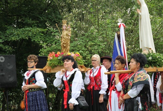 Cisiec i Kamesznica u Matki Bożej Szkaplerznej na Grapce