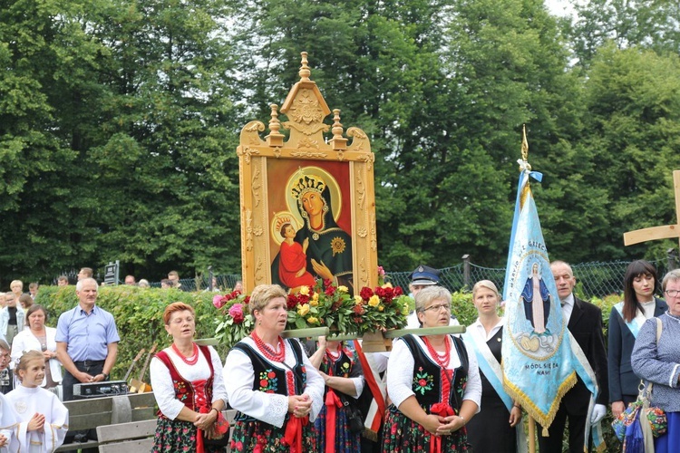 Cisiec i Kamesznica u Matki Bożej Szkaplerznej na Grapce