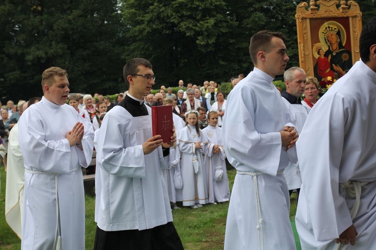 Cisiec i Kamesznica u Matki Bożej Szkaplerznej na Grapce