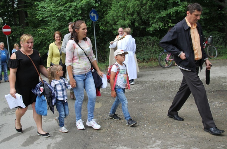 Cisiec i Kamesznica u Matki Bożej Szkaplerznej na Grapce