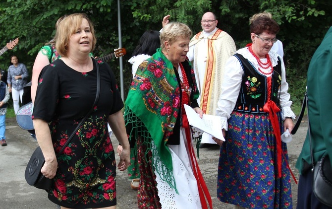 Cisiec i Kamesznica u Matki Bożej Szkaplerznej na Grapce