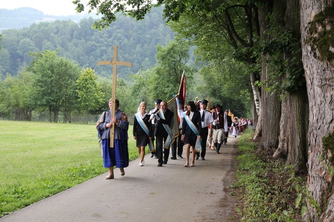 Cisiec i Kamesznica u Matki Bożej Szkaplerznej na Grapce