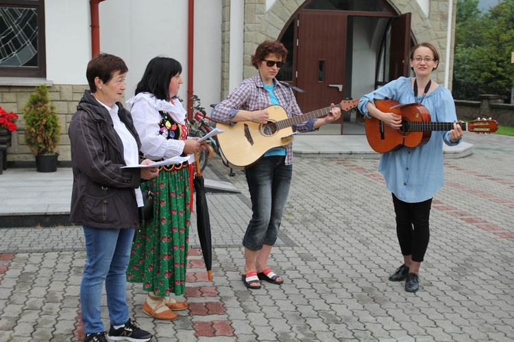 Cisiec i Kamesznica u Matki Bożej Szkaplerznej na Grapce