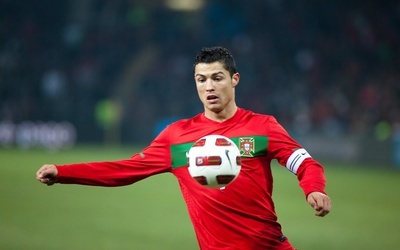 Ronaldo pierwszym piłkarzem, który zarobił miliard dolarów