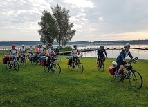 Wyjazd sprzed Oblackiego Centrum Młodzieży i pierwsze metry podróży.