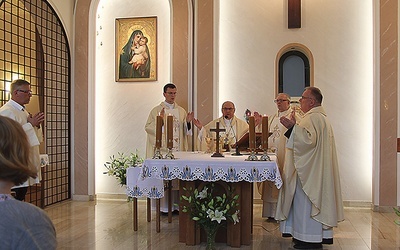 Również klaretyni mają w tym dniu powód do świętowania.