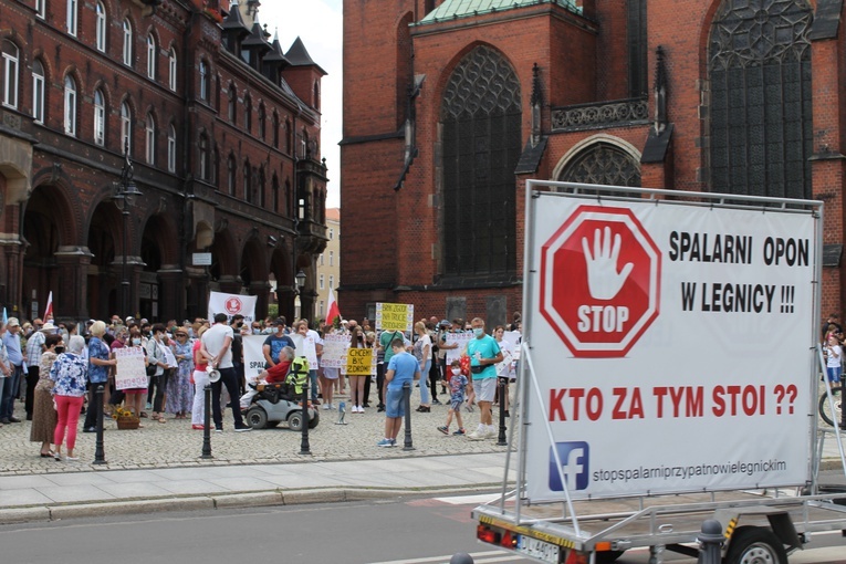 Legnica. Protestowali przeciwko spalarni