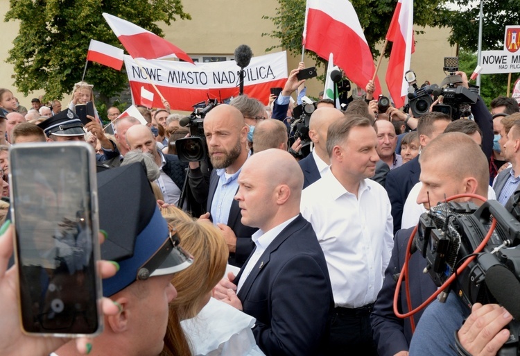 Spotkanie odbyło się nazajutrz po drugiej turze wyborów prezydenckich.