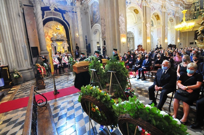 Uroczystości pogrzebowe prof. Franciszka Ziejki - cz. 2