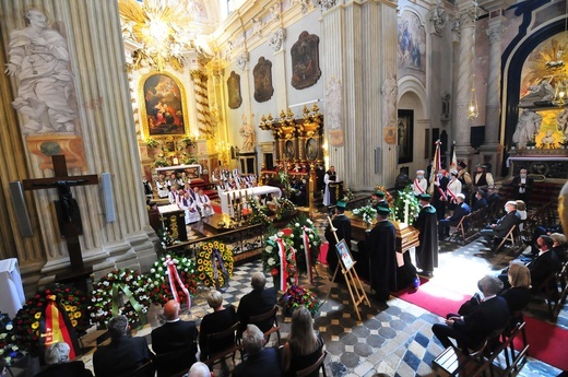 Uroczystości pogrzebowe prof. Franciszka Ziejki - cz. 2