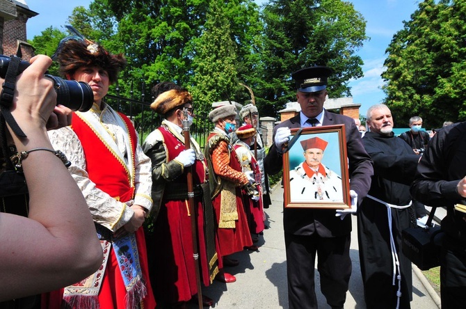 Uroczystości pogrzebowe prof. Franciszka Ziejki - cz. 2