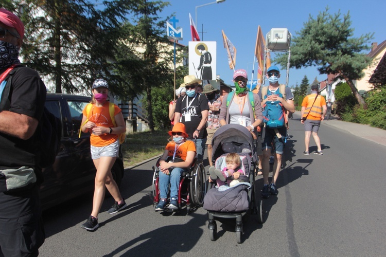 Bolesławiec w drodze do Matki