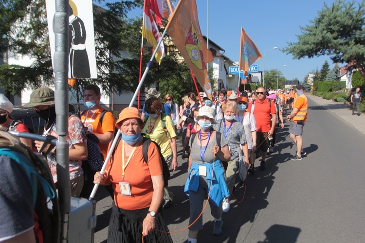 Bolesławiec w drodze do Matki