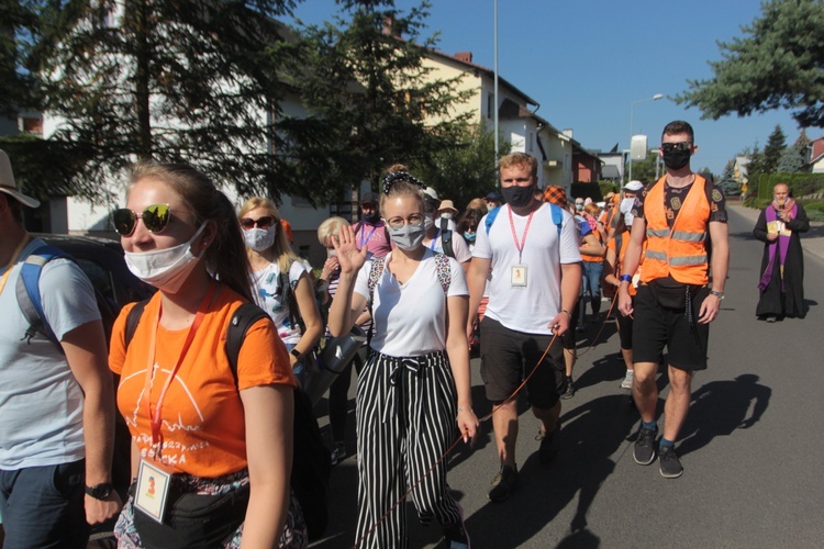 Bolesławiec w drodze do Matki