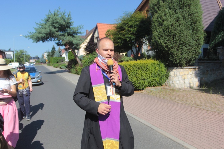 Bolesławiec w drodze do Matki