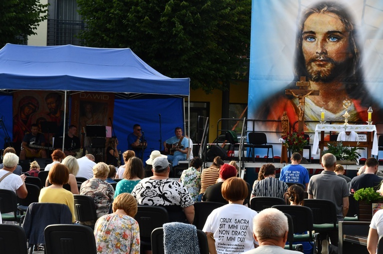 Kościół bez ścian. Wieczór z Jezusem w Czaplinku