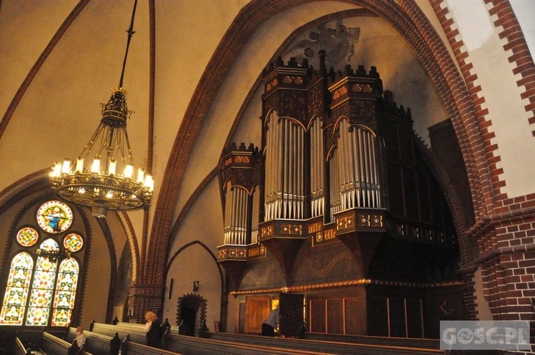 Organy z Drezdenka