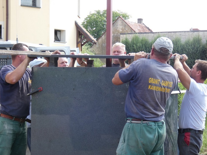 W Szlichtyngowej powstaje pomnik św. Jana Pawła II