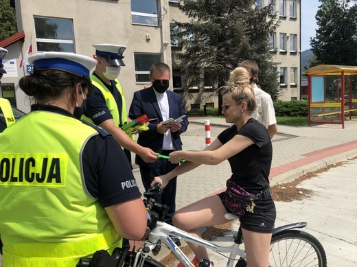 Akcja Policji i Caritas - ze św. Krzysztofem - w Bielsku-Białej 2020