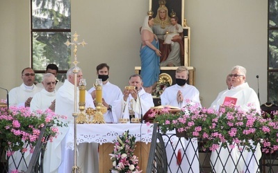 Abp Mieczysław Mokrzycki zachęcał do przyjrzenia się swoim rodzinom.