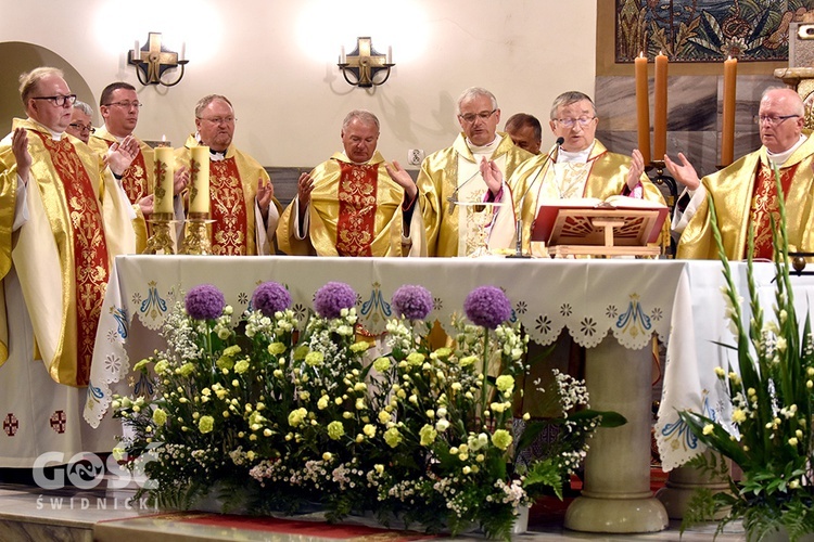 Jubileusz 25. rocznicy sakry bp. Stefana Regmunta w Jedlinie-Zdroju