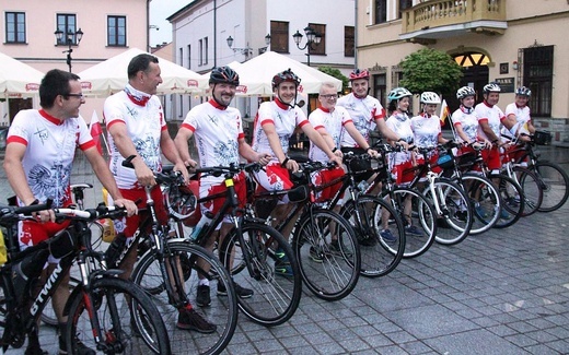 10. Wyprawa rowerowa "Rozkręć Wiarę" - z Żywca przez Polskę