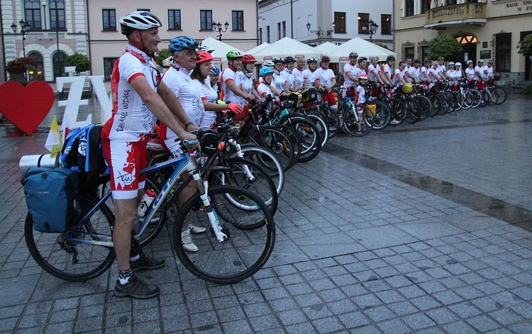 10. Wyprawa rowerowa "Rozkręć Wiarę" - z Żywca przez Polskę