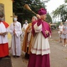 Bp Adam Bałabuch w Wałbrzychu na wizytacji.