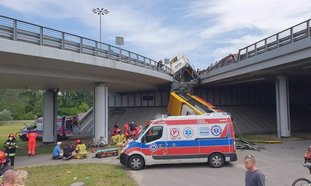 Śląskie. Kontrole kierowców autobusów. Czekają ich badania na obecność alkoholu i narkotyków
