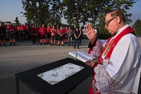 Błogosławieństwo pracowników, pojazdów i maszyn.