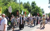 Pątnicy po nocnym marszu dotarli do Domu św. Faustyny 