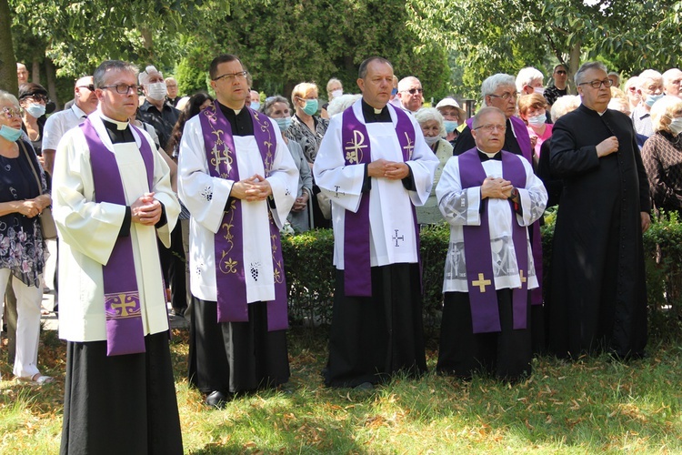 Uroczystości pogrzebowe śp. ks. Wincentego Tokarza