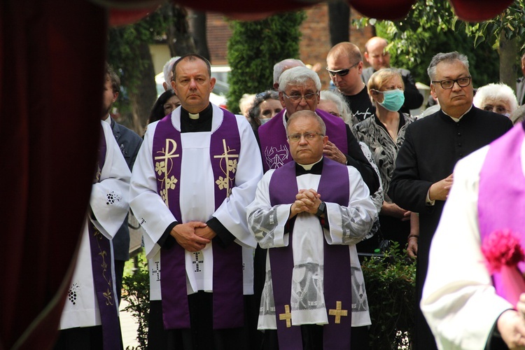 Uroczystości pogrzebowe śp. ks. Wincentego Tokarza