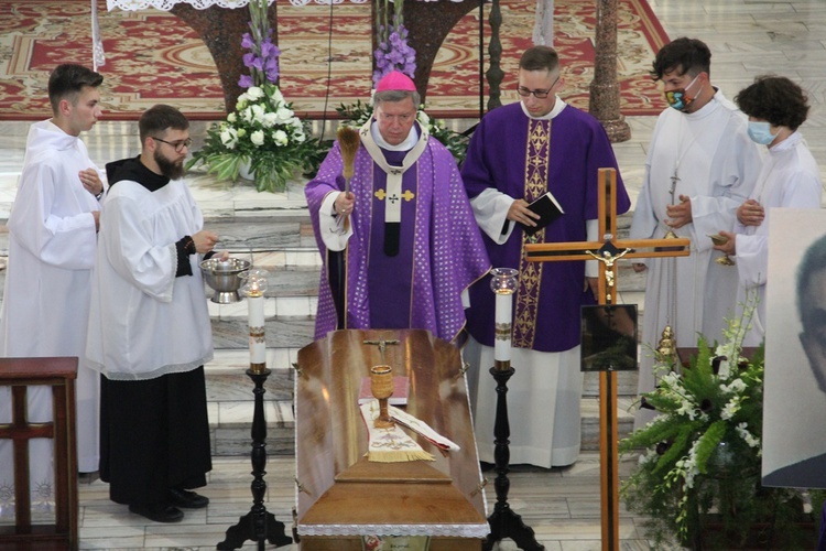 Uroczystości pogrzebowe śp. ks. Wincentego Tokarza