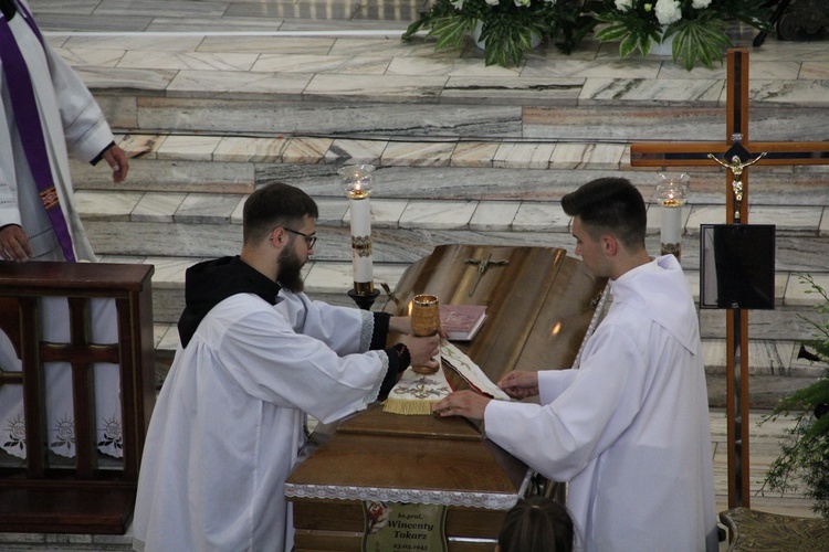 Uroczystości pogrzebowe śp. ks. Wincentego Tokarza