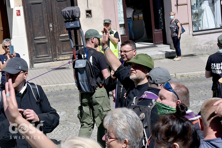 Pożegnanie pieszych pątników pieszej pielgrzymki na Jasną Górę