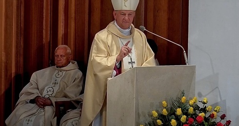 Bp Guzdek: Nadszedł czas, aby rozbroić nasze serca i zapanować nad językiem