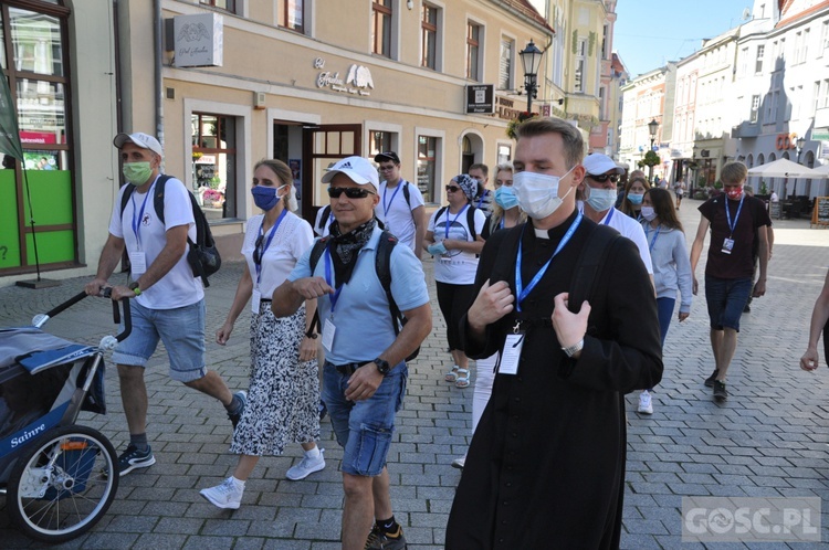 Pielgrzymka z Zielonej Góry do Otynia