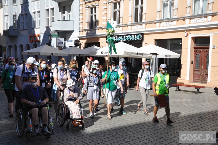 Pielgrzymka z Zielonej Góry do Otynia