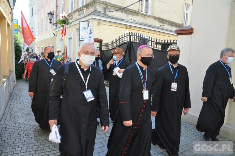 Pielgrzymka z Zielonej Góry do Otynia