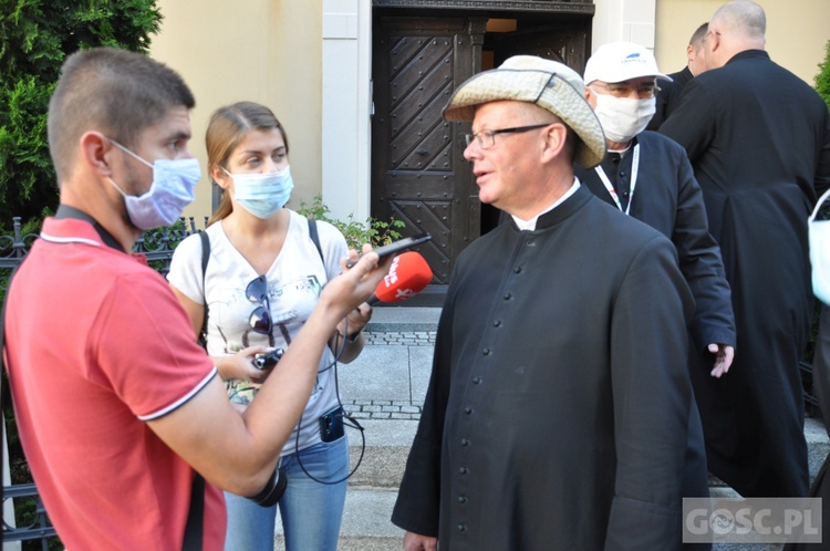 Pielgrzymka z Zielonej Góry do Otynia