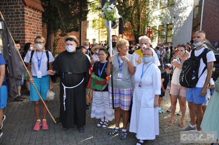 Pielgrzymka z Zielonej Góry do Otynia