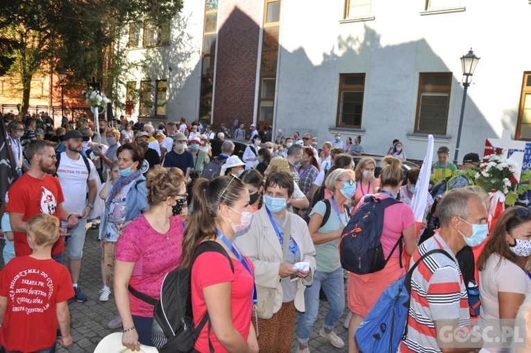 Pielgrzymka z Zielonej Góry do Otynia