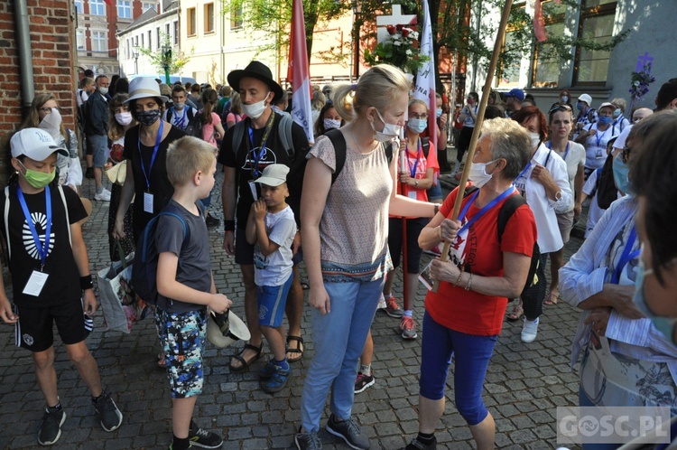 Pielgrzymka z Zielonej Góry do Otynia